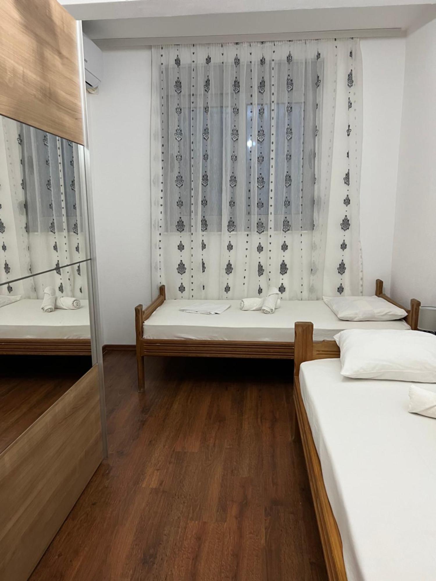 Art I Apartments Ulcinj Buitenkant foto