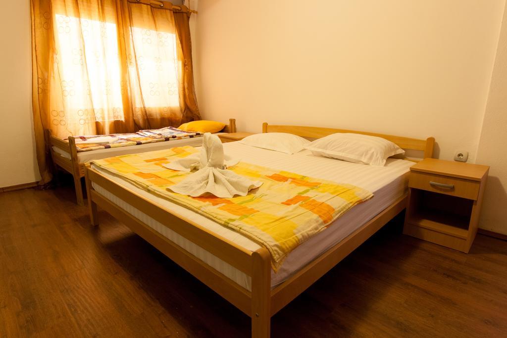 Art I Apartments Ulcinj Buitenkant foto