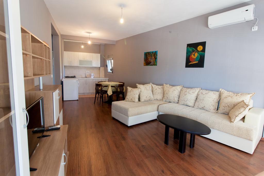 Art I Apartments Ulcinj Buitenkant foto